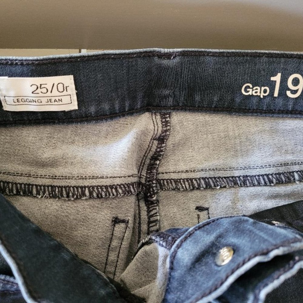 GAP 1969 Women's Legging Jeans 25 Zip Ankle DK Wsh - Picture 7 of 7